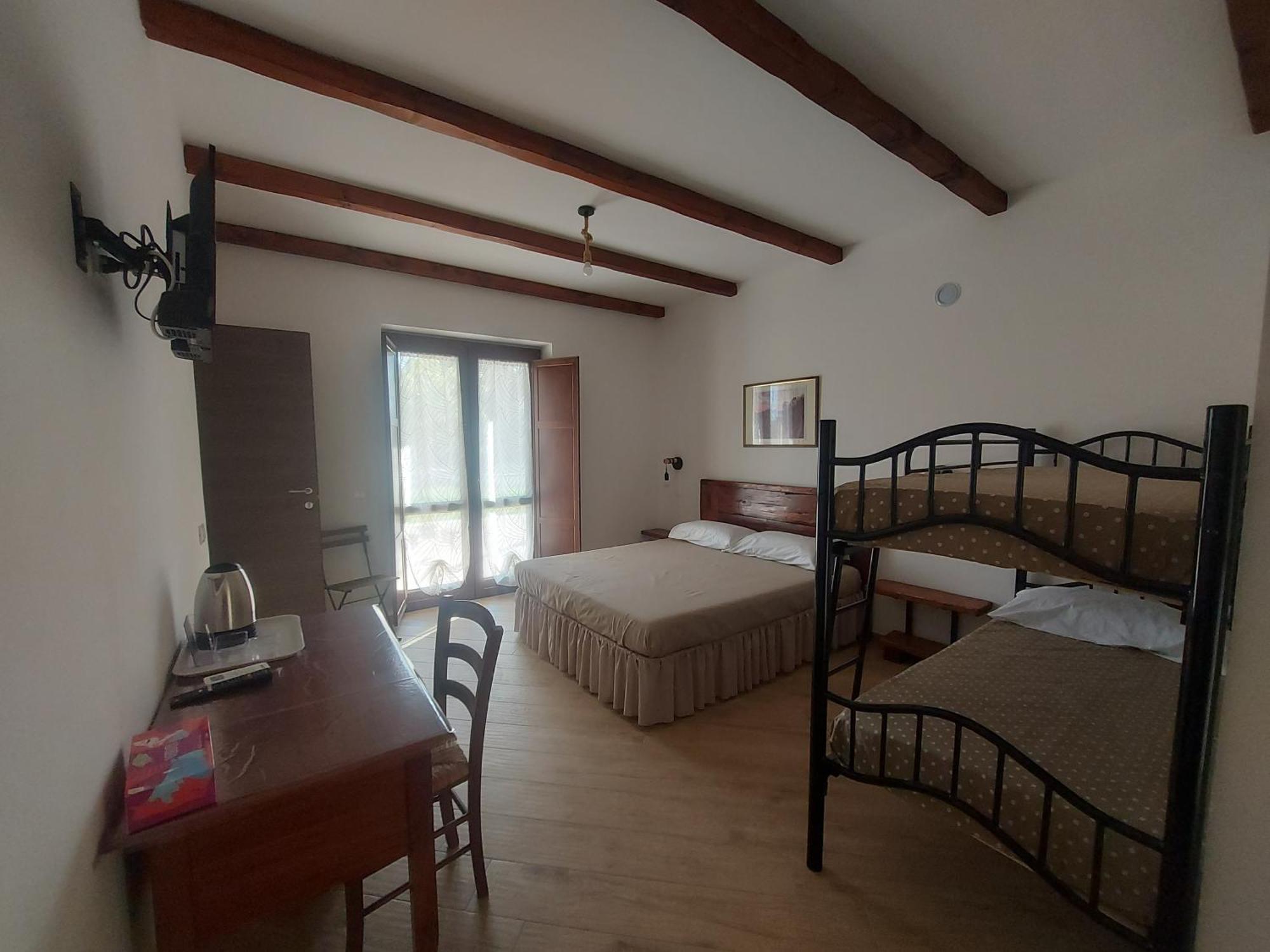Agro 1798 Country Guest House テッラチーナ エクステリア 写真